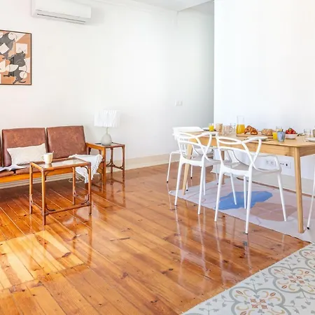 Apartman Stylish Private » 3 Bedrooms » A/c » Near Metro Lisboa