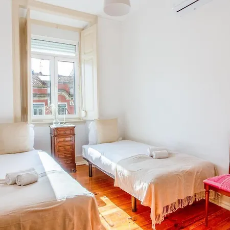Stylish Private » 3 Bedrooms » A/c » Near Metro Apartman *