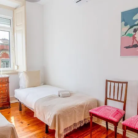 Stylish Private » 3 Bedrooms » A/c » Near Metro Lisboa