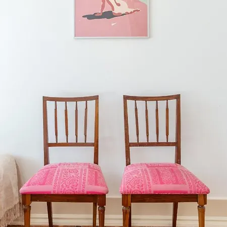 Apartman Stylish Private » 3 Bedrooms » A/c » Near Metro *