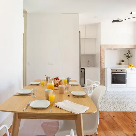 Stylish Private » 3 Bedrooms » A/c » Near Metro Apartman *