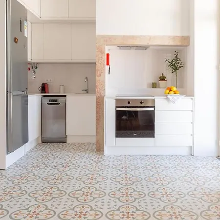 Apartman Stylish Private » 3 Bedrooms » A/c » Near Metro *