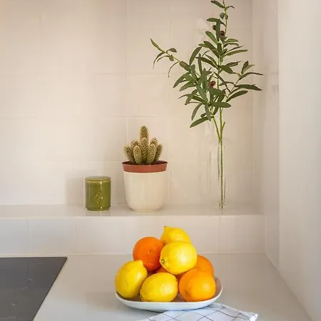 Apartman Stylish Private » 3 Bedrooms » A/c » Near Metro *